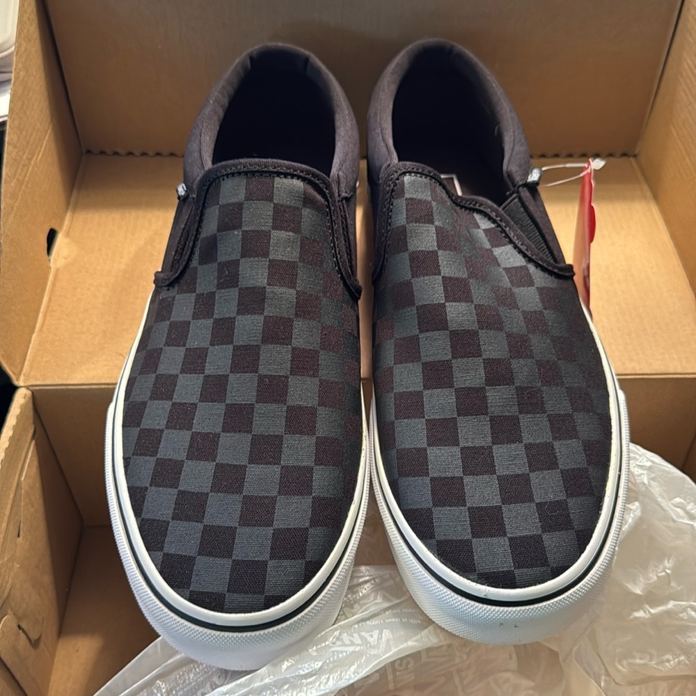 Vans slip ons size 11